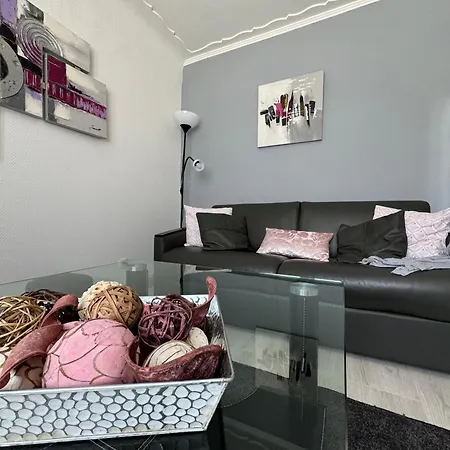 Apartment La Rochelle *