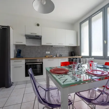 Apartament La Rochelle *
